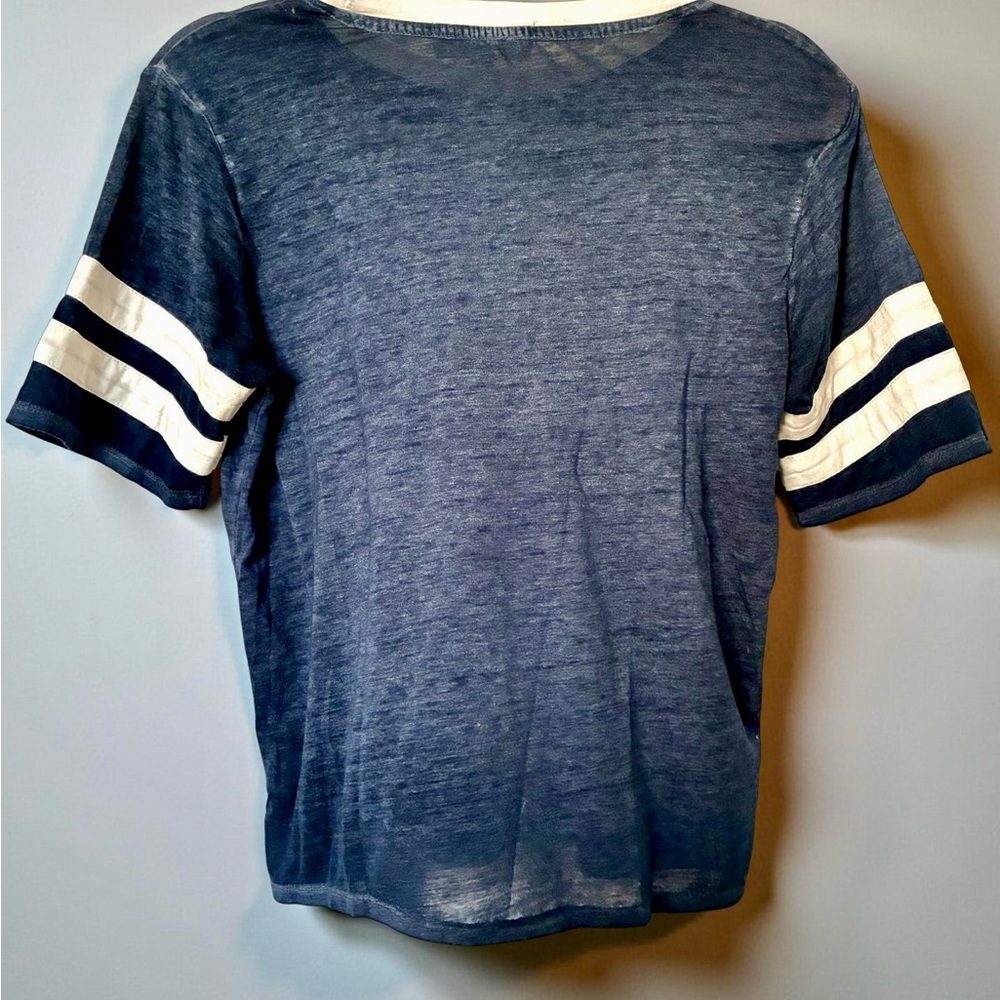 Wild Skye Blue and Cream T-Shirt - Picture 2 of 3